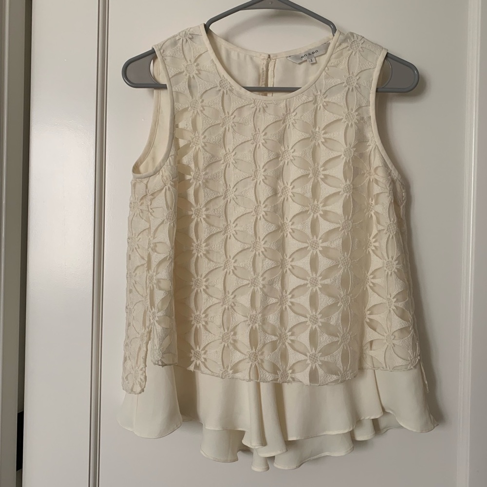 On&On Lace Sleeveless Top